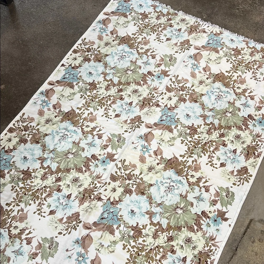 Vintage Cotton Linen blend floral tablecloth 5’ X 40” a treasure to own & enjoy